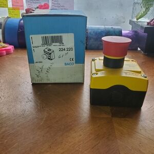 Baco Shut Off Switch 224-220 New in Box